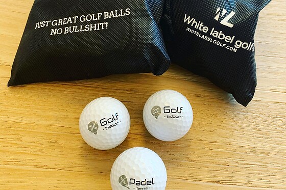 Simulatorgolf for 2 hos XGolf