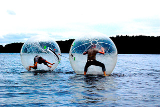 FUNBALLZ - OP TIL 20 PERSONER