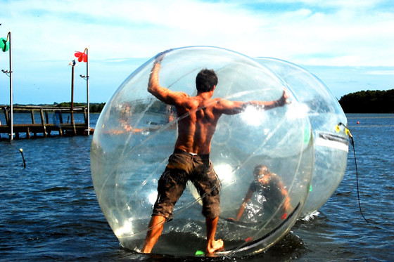 FUNBALLZ - OP TIL 20 PERSONER