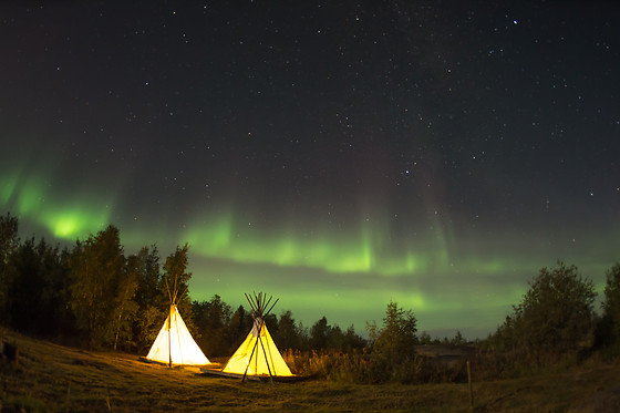 JAGTEN PÅ NORDLYSET