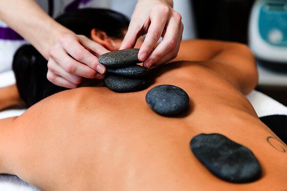 HOT STONE MASSAGE