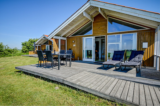 OPHOLD I DANMARK MED VIN