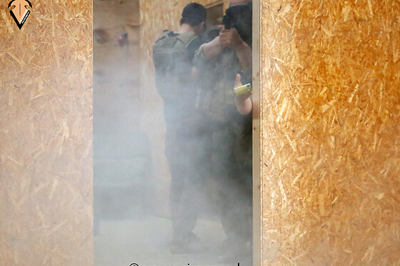 SWAT for 1 (Special Weapons And Tactics) hos Siras Academy