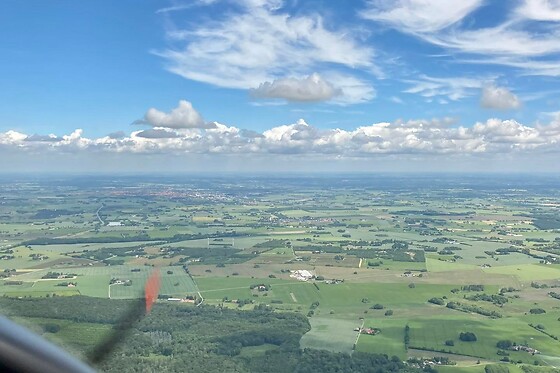 Flyveoplevelse for 1-3 personer hos Flight4000