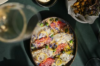 9-retters menu for 2 hos KARGO APARTMENT