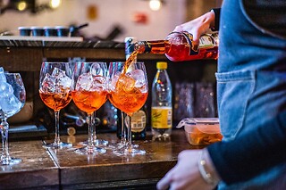 CAFÉHYGGE ELLER COCKTAILHYGGE