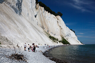 OPHOLD & VANDRETUR PÅ MØN