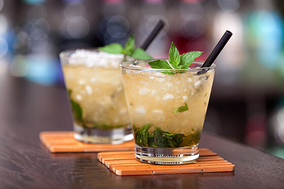 COCKTAILS FOR 2