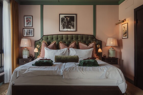Room & Breakfast Weekend for 2 hos Fýri Resort