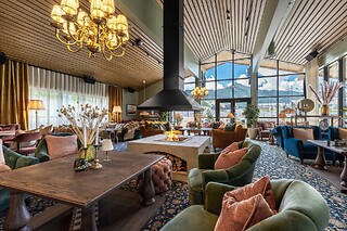 Room & Breakfast Weekend for 2 hos Fýri Resort