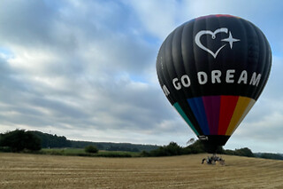FLYV I LUFTBALLON