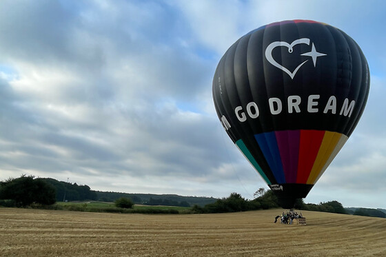 FLYV I LUFTBALLON