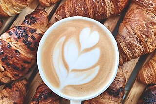 DEN LILLE MORGENSTUND